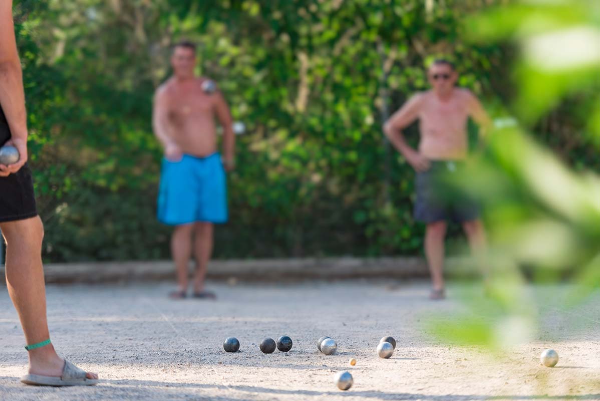 Pétanque court at Les Rivières campsite near Salagou